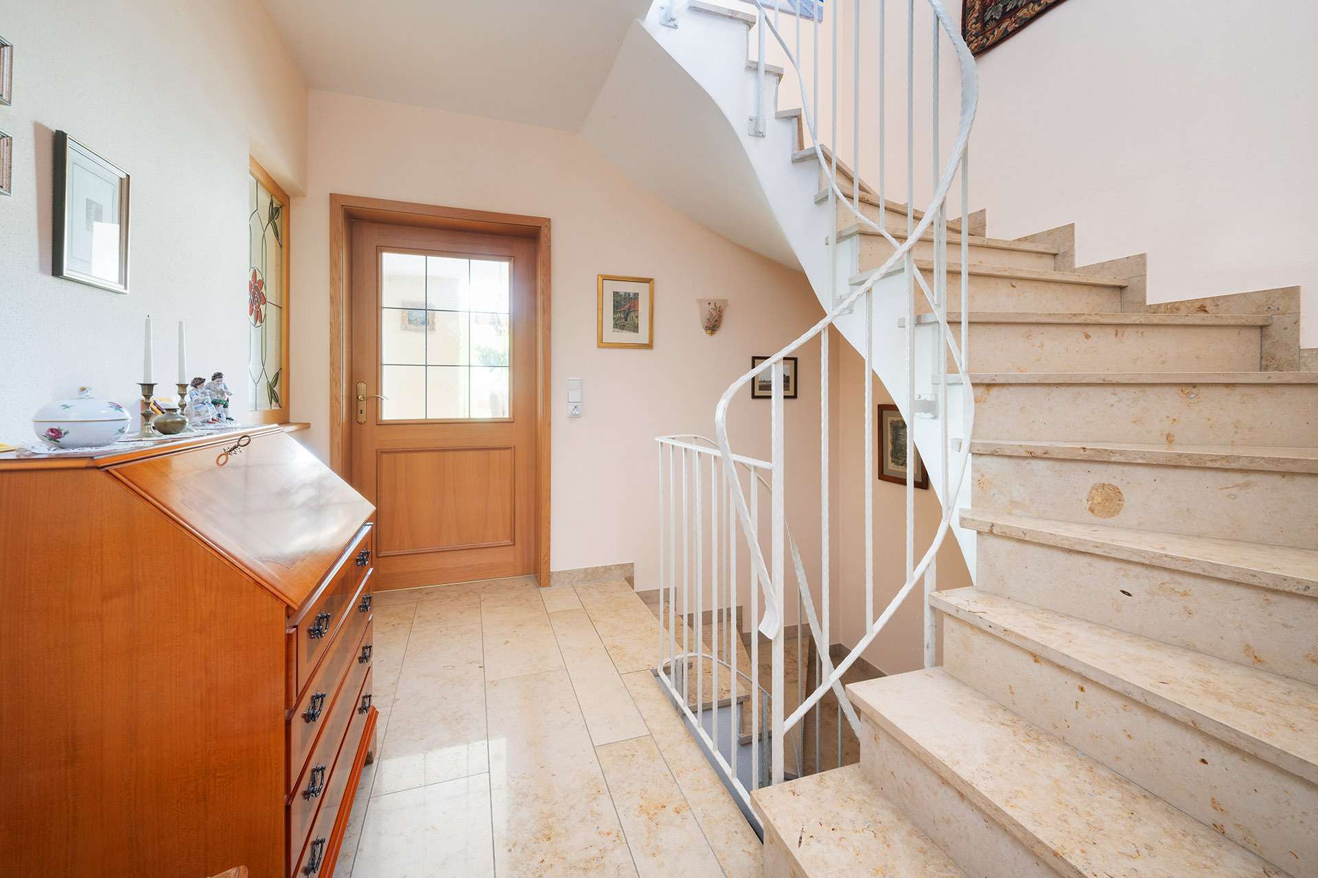 Immobilie in Au in der Hallertau - Ruhig und gediegen! Gepflegte Doppelhaushälfte auf schönem Grundstück - Bild 4