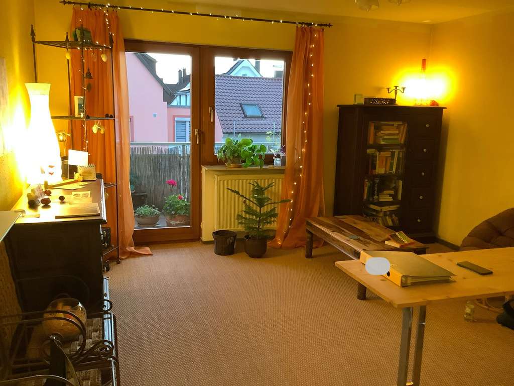 Immobilie in Steinenbronn - Helle, gepflegte 2 Zi.-Oberg.Whg. mit 50,48 qm Wfl.+Südbalkon/PKW-Stellplatz, Steinenbronn BB  - Bild 3