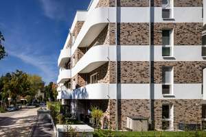 Exklusive, neuwertige 3-Zimmer-Wohnung , 99 qm, Einbauküche und Terrasse in Berlin-Karlshorst – Wandlitzstr. 28, 10318 Karlshorst, Berlin – Vorschaubild 2