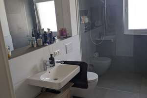 Sehr schöne, ruhige und helle 2-Zi.-Wohnung mit Balkon in Toplage Karlsfeld! KfW 55- Standard! – Blumenstr. 22, 85757 Karlsfeld – Vorschaubild 14