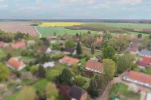 Handwerker-Traum im Grünen: Attraktive DHH mit gemütlichem Grundstück, Scheune und viel Potential – Ostvorpommern (Kreis) – Vorschaubild 16