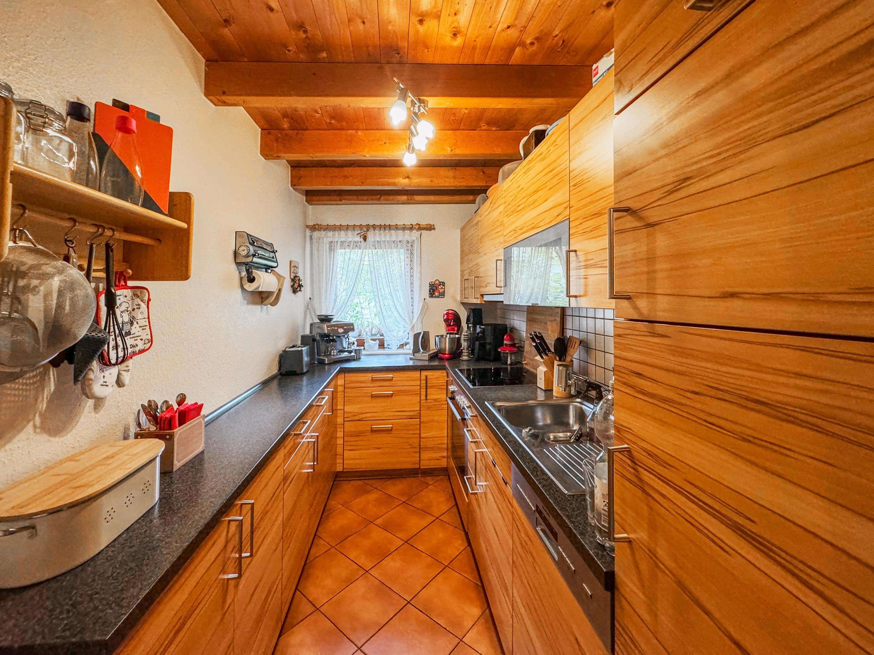 Immobilie in Aitern - Kapitalanlage: Charmante 4,5-Zimmer-Dachgeschosswohnung - Bild 2