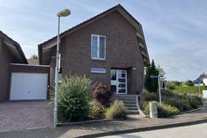 Elegantes Einfamilienhaus mit 6 Zimmern + Vollkeller in Selmsdorf 300 m² – Tannenweg 60, 23923 Selmsdorf – Vorschaubild 2