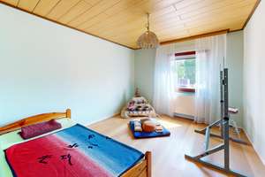 Viel Platz für die Familie - großzügiges 1- bis 2-Familienhaus mit Doppelgarage – Die vollständige Adresse der Immobilie erhältst du vom Anbieter., 67376 Harthausen – Vorschaubild 5