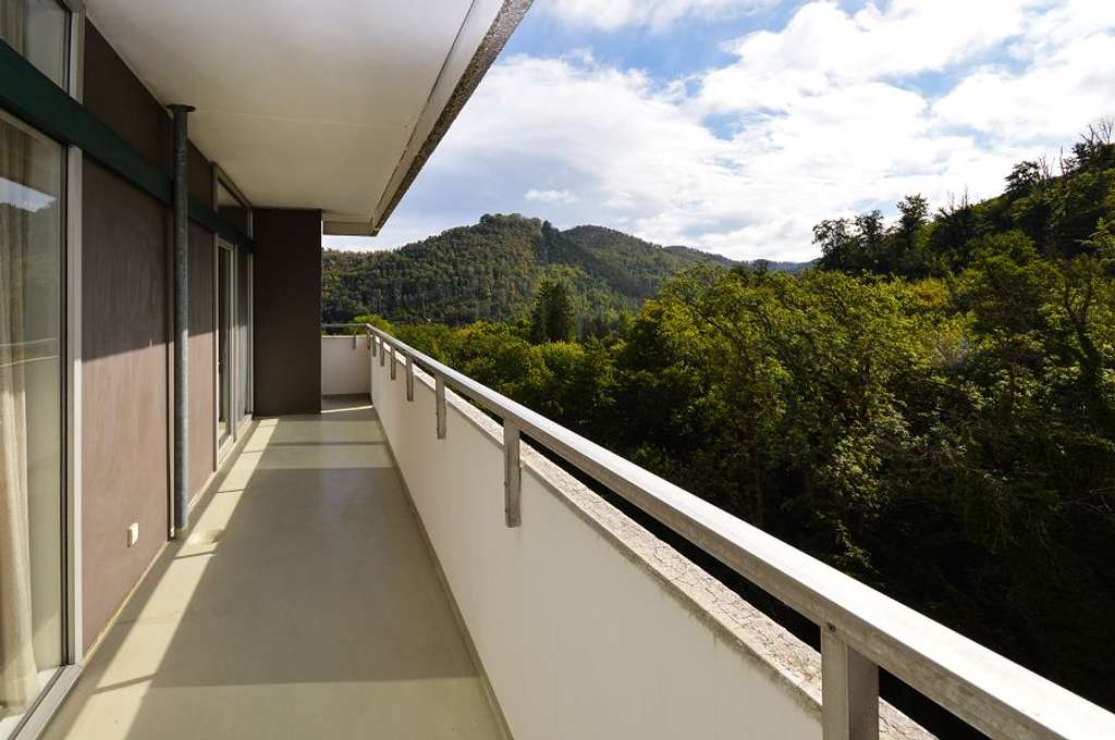 Immobilie in Bad Harzburg - Großzügige, helle 3-Zimmer-Eigentumswohnung mit großem Balkon und traumhaftem Ausblick! - Bild 2