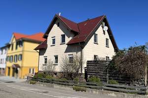 Engelsbrand: Kleines, gepflegtes Wohnhaus mit herrlichem Freisitz – Hauptstraße 31, 75331 Engelsbrand – Vorschaubild 1