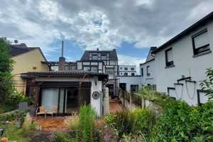 *** Ein-/Zweifamilienhaus mit großem Gartenparadies *** – Mönchengladbach – Vorschaubild 1