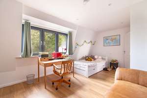 Exklusive Architektenvilla mit vielen Finessen am Landschaftsschutzgebiet in Pinneberg – Die vollständige Adresse der Immobilie erhältst du vom Anbieter., 25421 Pinneberg – Vorschaubild 12