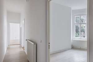 Attraktive Kaufgelegenheit, helle 2-Zimmer-Altbauwohnung  2. OG, 72 m², keine Käuferprovision – Alfred-Jung-Straße 4, 10367 Lichtenberg (Ortsteil), Berlin – Vorschaubild 2