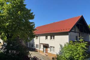 Vielseitiges Mehrfamilienhaus: MEHRGENERATIONEN-HAUS ODER LUKRATIVE KAPITAL- ANLAGE!!!! NATURNAH 