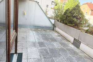 Gepflegte 2 Zimmer-Wohnung mit großzügigem Balkon am östlichen Altstadtrand - frei ab 01.01.27 – Die vollständige Adresse der Immobilie erhältst du vom Anbieter., 93055 Ostenviertel, Regensburg – Vorschaubild 2