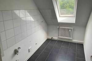 3 Zimmer in der 4. Etage ; Wiesenstr. 79 – Wiesen Str. 79, 42105 Elberfeld, Wuppertal – Vorschaubild 4