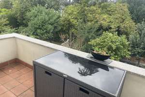 Helle 72qm Wohnung auf Zeit in Ffm-Eschersheim mit Balkon, Garten & Schwedenofen-  – 60433 Eschersheim, Frankfurt am Main – Vorschaubild 13