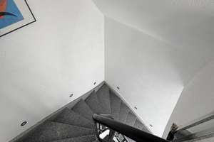 Möblierte 3-Zimmer-Wohnung mit Balkon und kostenlosen Parkplätzen – Bredelaerstraße 39, 40474 Lohausen, Düsseldorf – Vorschaubild 4