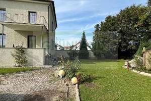 *Anspruchsvolle Familienvilla mit Einliegerwohnung unweit vom Zentrum!* – Die vollständige Adresse der Immobilie erhältst du vom Anbieter., 84034 West, Landshut – Vorschaubild 13