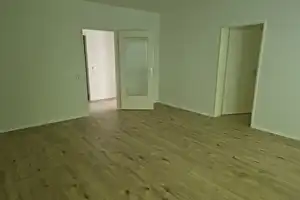 Frisch renoviert! Schöne 2-Zimmer-Wohnung in Köln Ostheim – Gernsheimer Straße 16, 51107 Köln – Vorschaubild 3