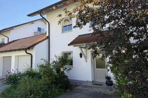 Ruhige Doppelhaushälfte mit schönem Garten und ausgebautem Dachgeschoss in Mühldorf am In – Die vollständige Adresse der Immobilie erhältst du vom Anbieter., 84453 Mühldorf am Inn – Vorschaubild 3