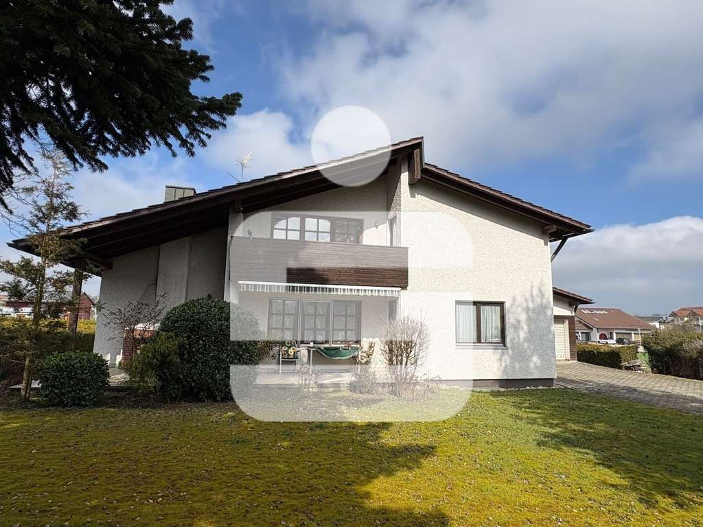 Immobilie in Neuhaus am Inn - Haus mit viel Platz in Neuhaus am Inn - Bild 0