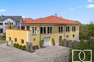 Toskana Villa! Luxuriöses Anwesen mit zahlreichen Nutzungsmöglichkeiten in naturnaher Lage – Die vollständige Adresse der Immobilie erhältst du vom Anbieter., 97514 Oberaurach – Vorschaubild 1