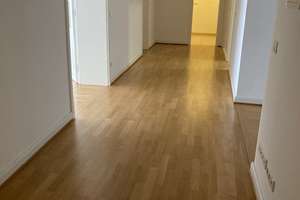 sonnige Altbauwohnung in Wiesbaden Mitte mit 2 Balkonen – Adolfsallee 31, 65185 Mitte, Wiesbaden – Vorschaubild 3