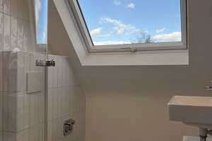 Möbliertes 2-Zimmer-Apartment in Stuttgart-Luginsland – Manfredstraße 11, 70327 Luginsland, Stuttgart – Vorschaubild 8