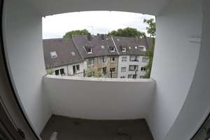 Helle und gut geschnittene 2,5 Zimmer Wohnung in zentraler Lage in Frohnhausen – 45145 Frohnhausen, Essen – Vorschaubild 3