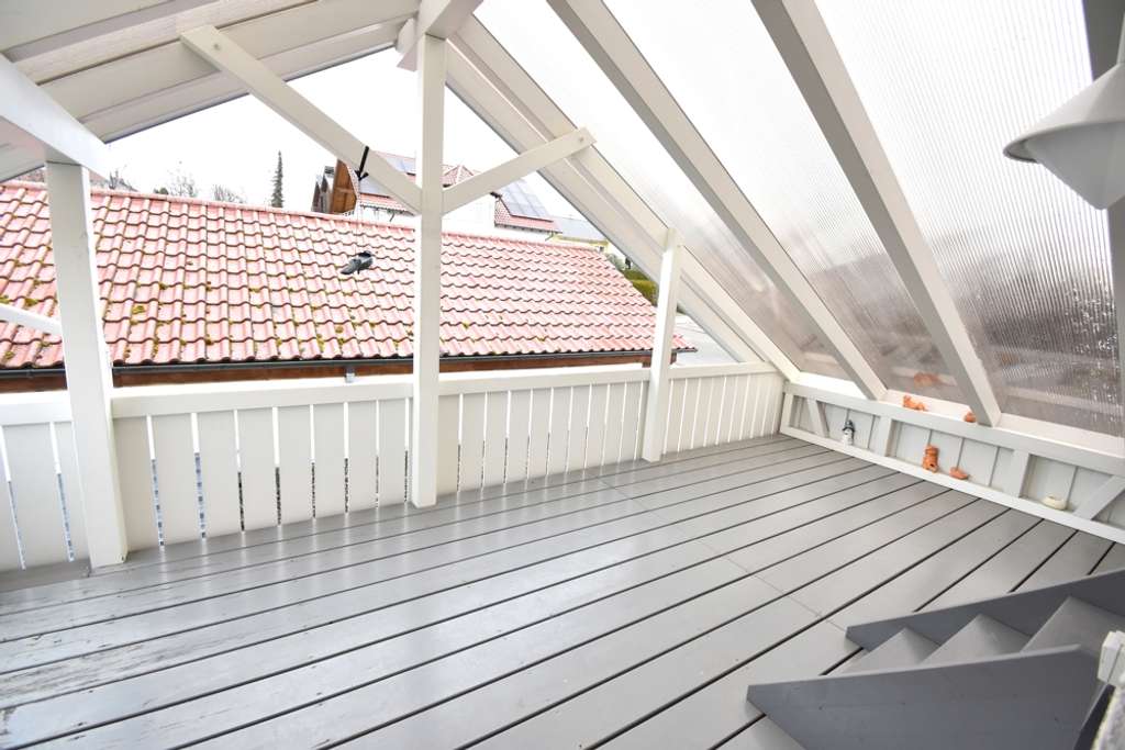 Immobilie in Empfingen - **Gepflegte 3-Zi.-Whg. mit Balkon & Garage**Sofort frei** - Bild 2