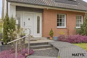 Schwerte| Idyllisches EFH mit Einliegerwohnung, großen Grundstück und 2 Garagen – Unna (Kreis) – Vorschaubild 3