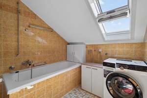 Kapitalanleger aufgepasst: Vermietete 3-Zimmer-Wohnung mit Balkon und Garage! – Die vollständige Adresse der Immobilie erhältst du vom Anbieter., 76189 Grünwinkel, Karlsruhe – Vorschaubild 8