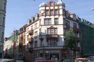 Einzigartige Altbauwohnung - Lichtdurchflutet