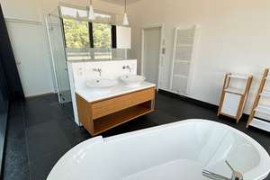 Elegantes Penthouse im Weißeritztal - Komfort trifft Wohnambiente