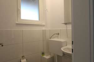 Tolles möbliertes Zimmer in Studenten WG – Die vollständige Adresse der Immobilie erhältst du vom Anbieter., 74076 Heilbronn, Heilbronn – Vorschaubild 11