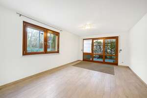 Exklusive 3- Zimmer Wohnung ++Sonnige Terrasse++ 2 TG-Plätze