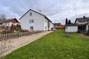 Saniertes Zweifamilienhaus mit großem Grundstück in ruhiger, beliebter Wohnlage! – Die vollständige Adresse der Immobilie erhältst du vom Anbieter., 56424 Bannberscheid – Vorschaubild 4