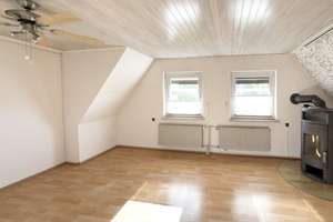 Viel Platz für die Familie – 7-Zimmer-Haus mit Garagen und Carport – Die vollständige Adresse der Immobilie erhältst du vom Anbieter., 38518 Gifhorn – Vorschaubild 12