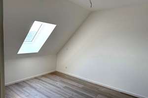 ...Neubau Erstbezug! Attraktives und modernes MRH mit S- W Terrasse und zwei Stellplätzen  – Hamburger Str. 66 b, 21493 Schwarzenbek – Vorschaubild 15