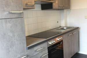 Erstbezug nach Modernisierung mit EBK und Balkon: ansprechende 3-Zimmer-DG-Wohnung in HB-Hemelingenn – Die vollständige Adresse der Immobilie erhältst du vom Anbieter., 28309 Hemelingen (Ortsteil), Bremen – Vorschaubild 2
