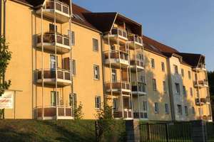 Komfortable, helle 2-Raum-Wohnung mit Balkon und EBK in Berga (3.6) – 7980 Berga/Elster – Vorschaubild 13