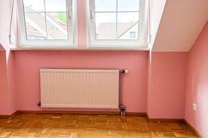 Traumhafte Dachgeschosswohnung mit Balkon, Loggia und großzügigem Wohnkomfort – Die vollständige Adresse der Immobilie erhältst du vom Anbieter., 97084 Heuchelhof, Würzburg – Vorschaubild 4