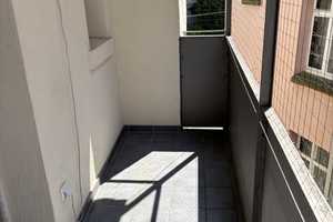 Altbau 3-Zimmer-Wohnung mit Balkon und neuer Einbauküche im begehrten Lehenviertel – Die vollständige Adresse der Immobilie erhältst du vom Anbieter., 70180 Lehen, Stuttgart – Vorschaubild 12