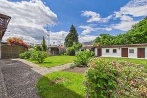 Familienglück in der Gartenstadt – Viel Platz, viel Grün, viele Möglichkeiten – Die vollständige Adresse der Immobilie erhältst du vom Anbieter., 90469 Gartenstadt, Nürnberg – Vorschaubild 3