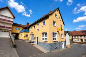 Alt und Neu - Mehrfamilienhaus mit 4 vermieteten Wohnungen und über 5% Rendite – Die vollständige Adresse der Immobilie erhältst du vom Anbieter., 74934 Reichartshausen – Vorschaubild 1