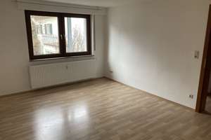 Gepflegte 3,5-Zimmer-Wohnung mit Balkon und EBK in Fellbach – Die vollständige Adresse der Immobilie erhältst du vom Anbieter., 70374 Fellbach – Vorschaubild 10