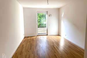 Modern investieren in begehrter Spree Lage – 4 Zimmer, Tiefgarage & EBK auf 114 m² – An der Wuhlheide 216, 12459 Oberschöneweide, Berlin – Vorschaubild 3