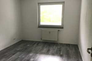 Moderne 2-Zimmer-Wohnung mit Balkon kurzfristig verfügbar – Hänselriede 11, 30419 Hannover – Vorschaubild 2
