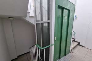 Traumhafte 2-Zimmer-Dachgeschosswohnung mit Balkon über den Dächern von   Pempelfort
