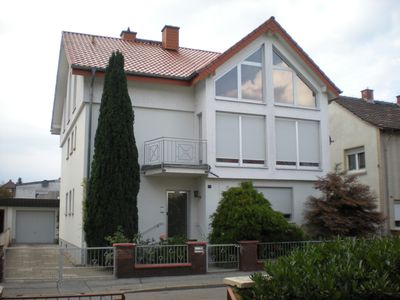 Attraktive 3,5-Zimmer Maisonette-Wohnung (150m²) in Bürstadt