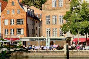 Altstadtwohnung direkt an der Trave – Blick auf Salzspeicher und Holstentor-Türme, 89 m², bezugsfrei – An der Obertrave 12, 23552 Innenstadt, Lübeck – Vorschaubild 5