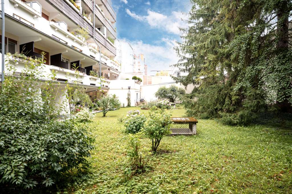 Lichtdurchflutete 3-Zimmerwohnung im Zentrum Schwabings nahe der Münchner Freiheit