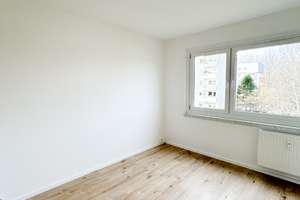 2-Raum-Wohnung mit super Einbauküche und Balkon – Wolgograder Allee 72, 9123 Hutholz, Chemnitz – Vorschaubild 11